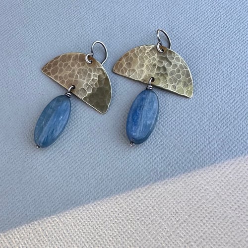 Image of Kyanite Drops