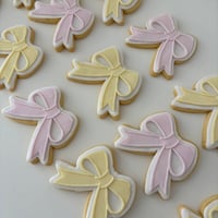 Image 3 of Pretty Bows🎀