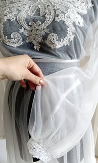Image 3 of photography dress - Hannah - size S-M - ecru - photo props