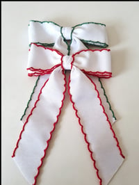 Double layer Moonstitch bows