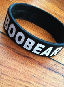Image of Louis Tomlinson Boobear bracelet.