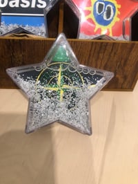 Image 16 of Snow shaped Rock ‘n’ Roll snow globes