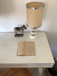 Image 3 of Lampe blanche vintage 
