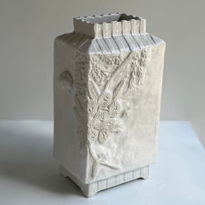 Image of Eucalyptus vase. (4238)