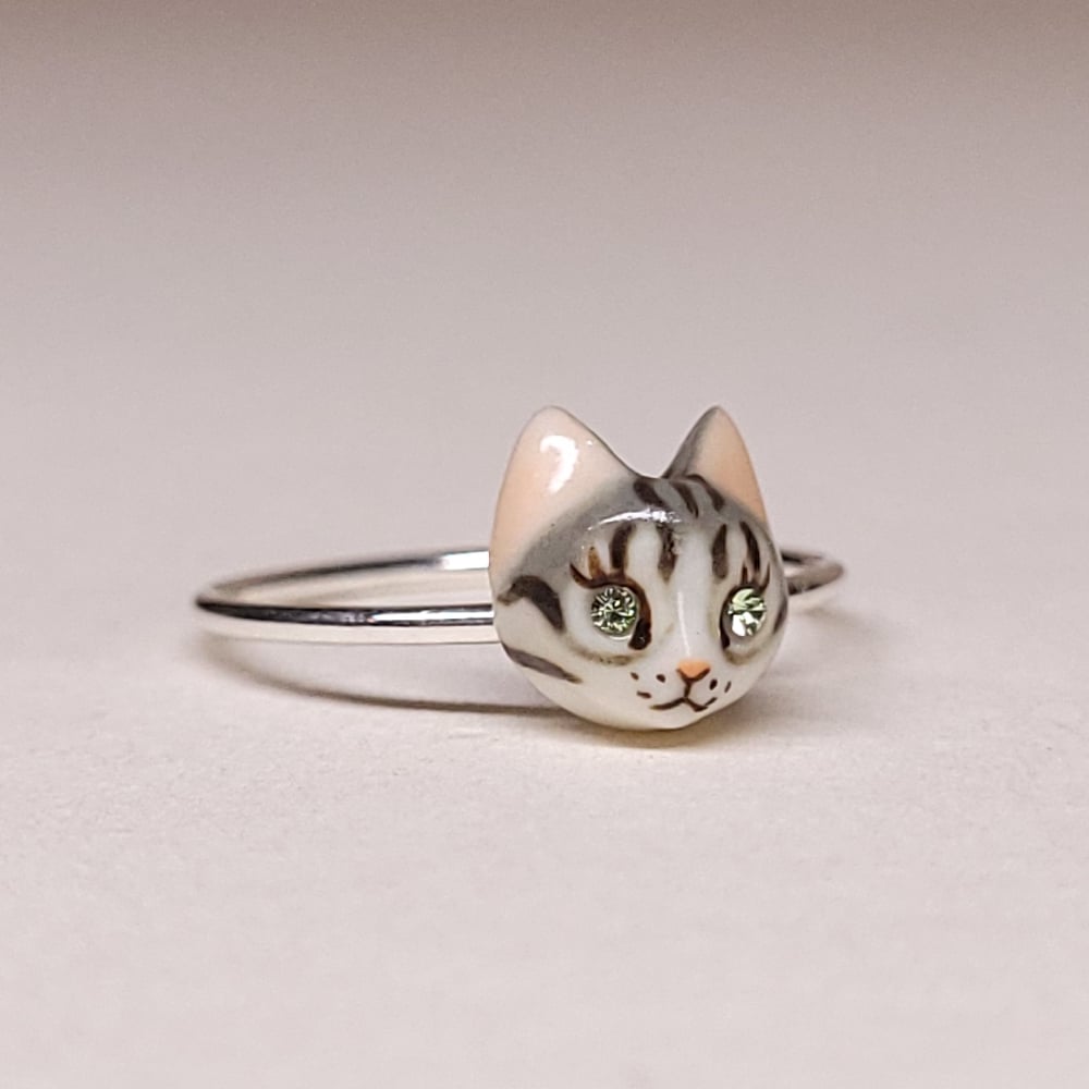 Image of Grey Tabby Porcelain & Sterling Silver Cat Ring