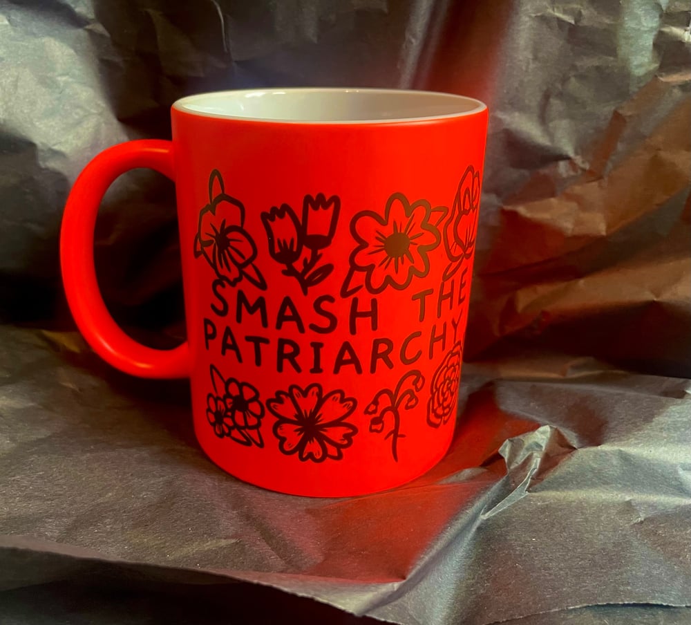 Smash the patriarchy mug *white/pink/yellow*