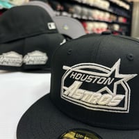 Image 4 of New Era 59Fifty Black White Silver GLOW Ghostface 3.0