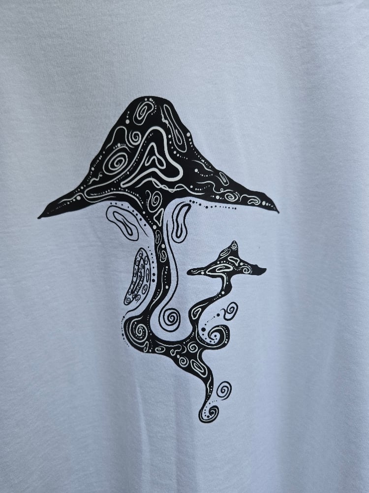 Image of Swirly mushroom crop tee 