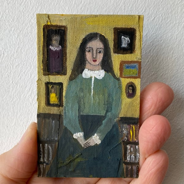 Image of a well-read young lady