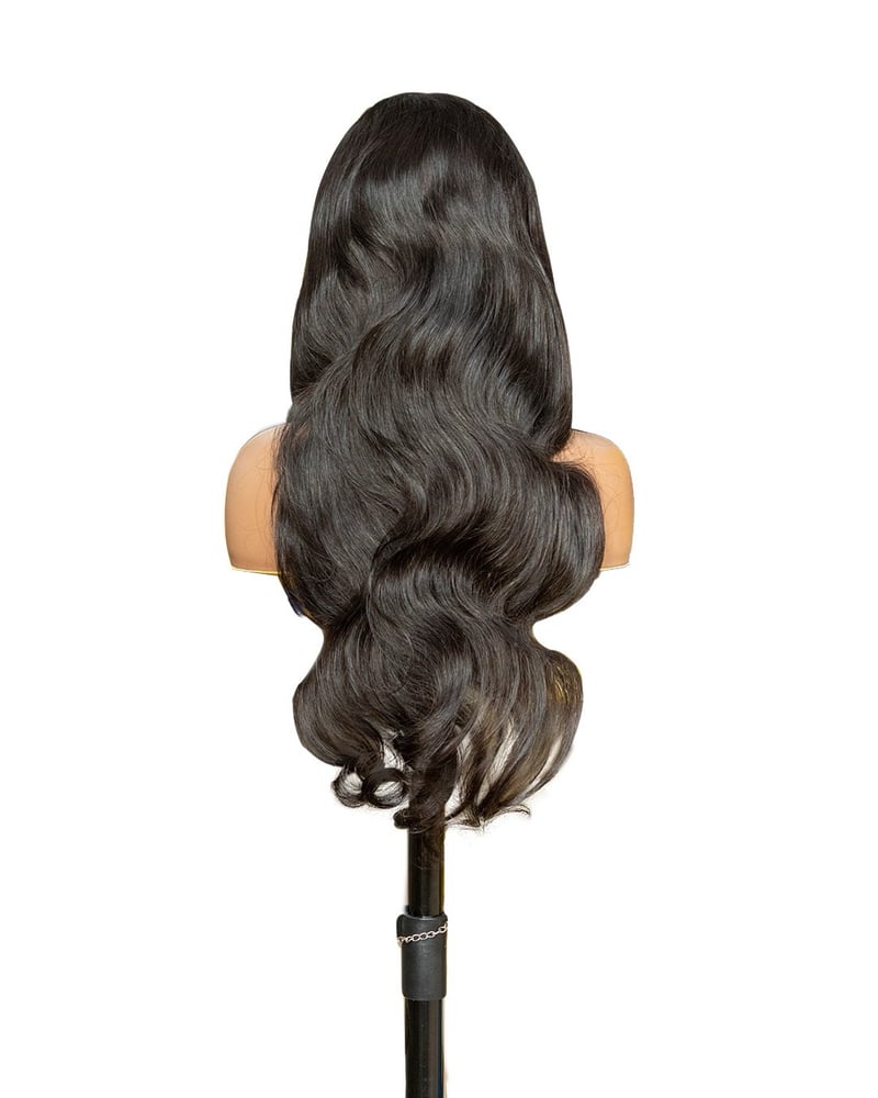 Image of Beauté Wave Wig with 5x5 HD Closure