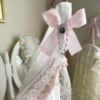 Image 5 of Santa Mantilla Veil - White 