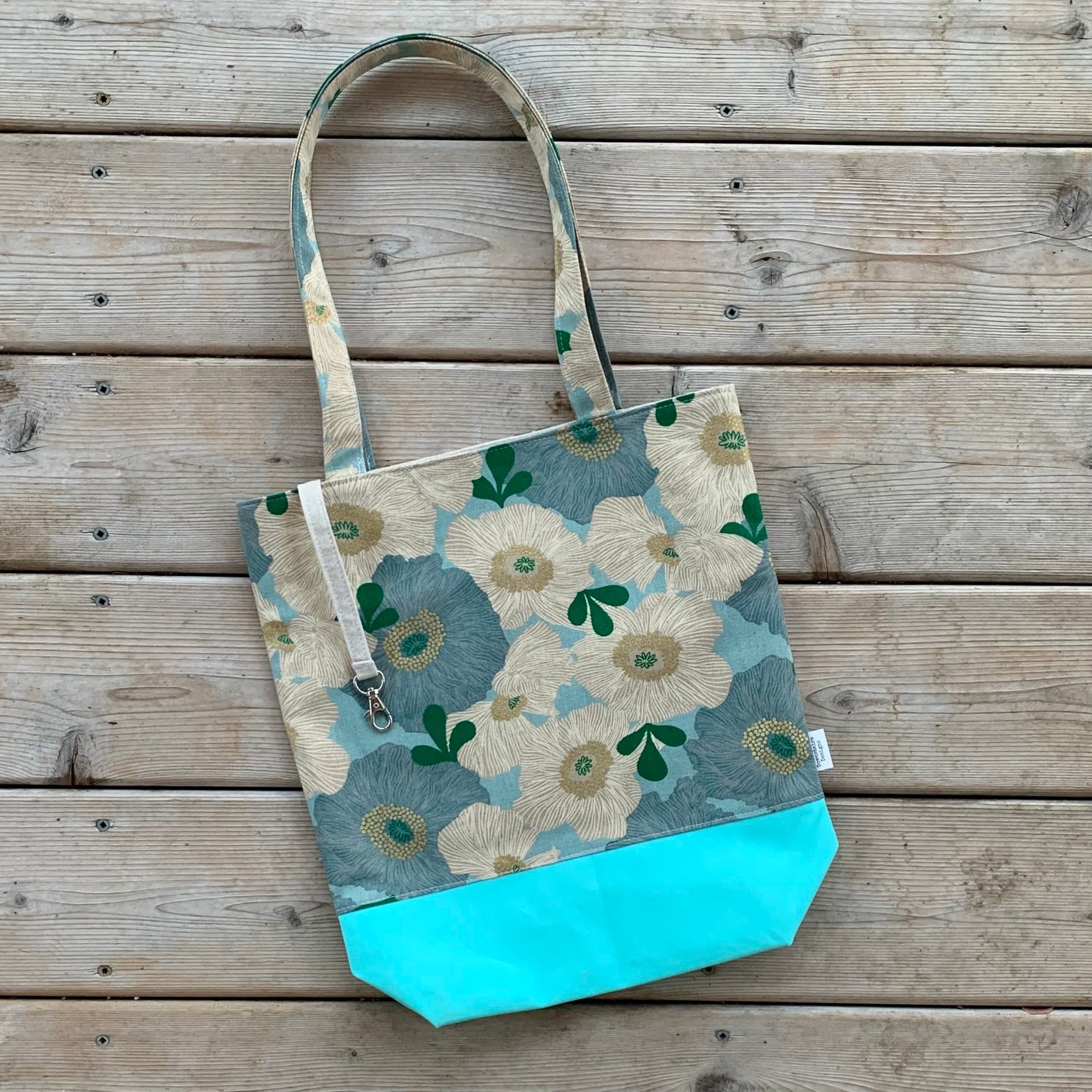 Market Tote Camellia Pale Blue With Bright Blue