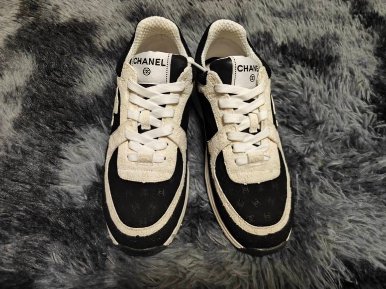 CC sneakers (black and white) Image 2