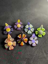 Image 4 of Sparkle Green Flower Pendant 