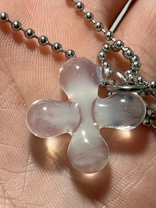 Image of hot glue clover