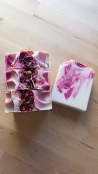 Image 1 of Maiden Rose