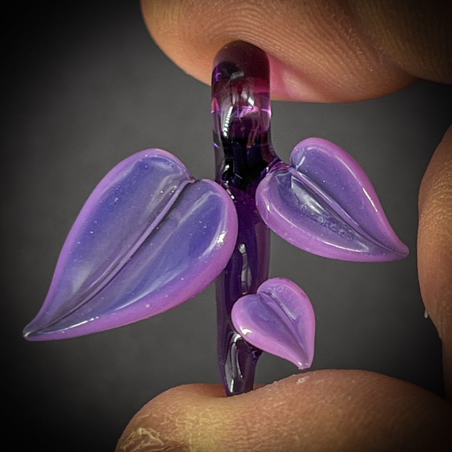 Image of Mini Purple 3 Leaf Pendant