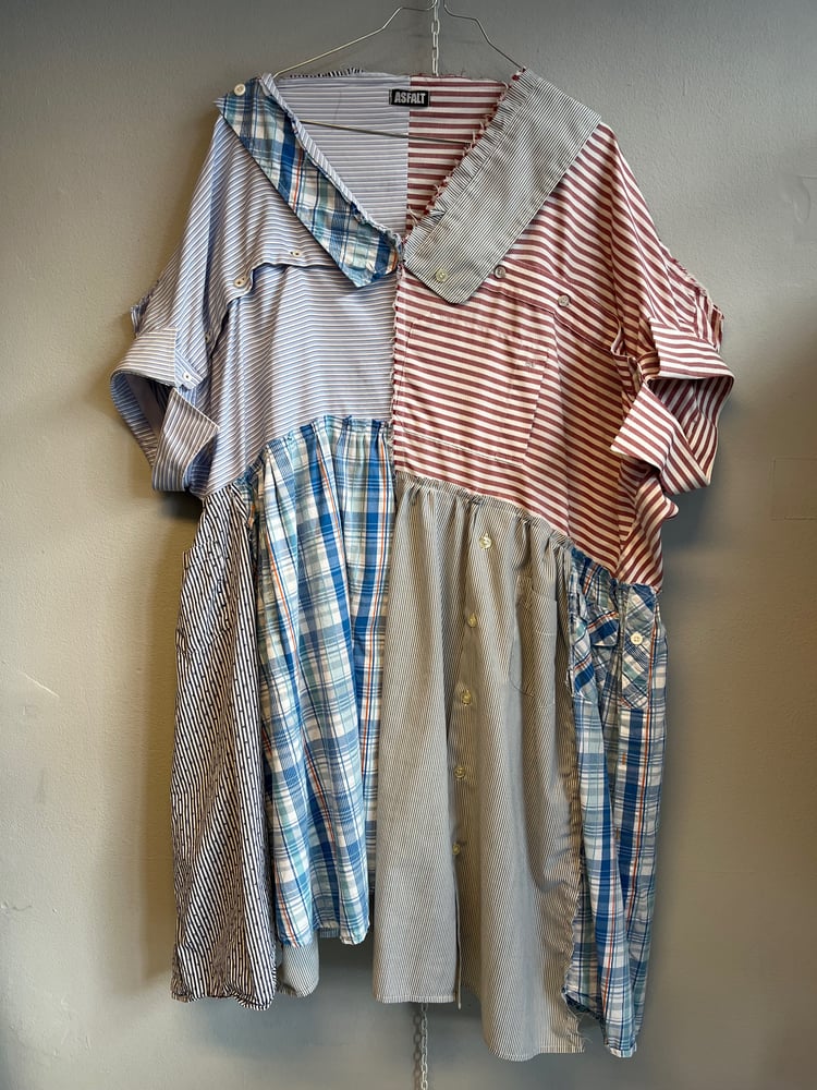 Image of Pippi kjole med rød/hvide striber (oversize)