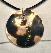 Image 1 of Cotton cord round pearl shell vintage from the 80s pendant necklace | choker | boho