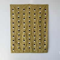 Image 2 of Artichoke Dream throw quilt