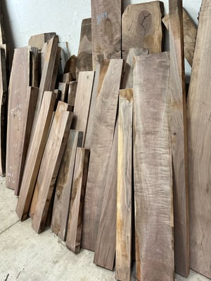 8/4 walnut lumber