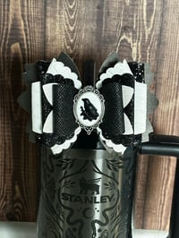 Image 2 of Deadly Damask Black and White Tumbler Straw Topper Bow