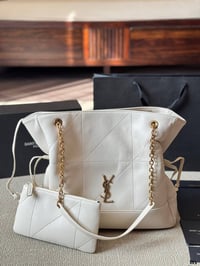 Image 11 of Y large bags (click to browse )