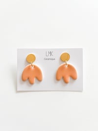 Paire de boucles d'oreilles céramique FLOWAMI pêche