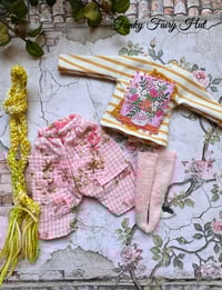 Image 2 of Blythe Spring set 24