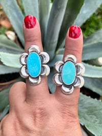 Campitos Flower Rings