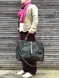 Image 3 of XL carryall in forest green waxed canvas with oiled leather base