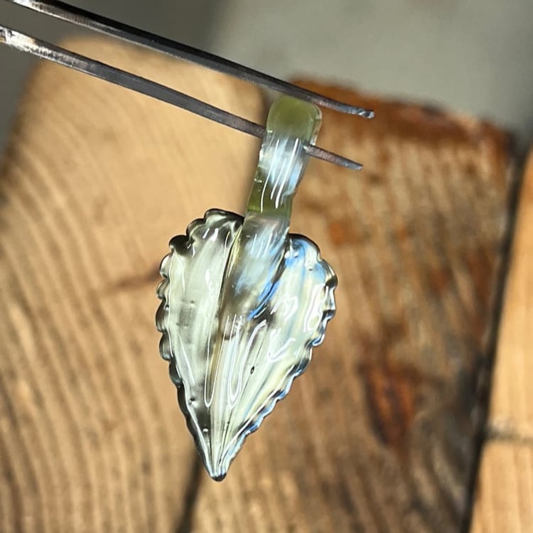 Image of Mini Metallic Leaf Pendant