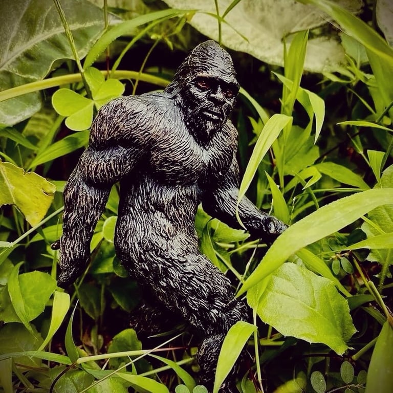 Bigfoot Sasquatch Figure 5 Inch Resin Bigfoot Garden Statue Image 2