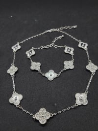 Clover Silver Set