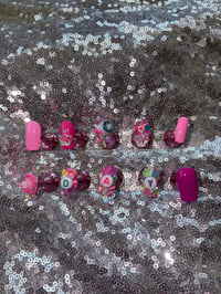 Image 3 of Aubrey B day press on nails 