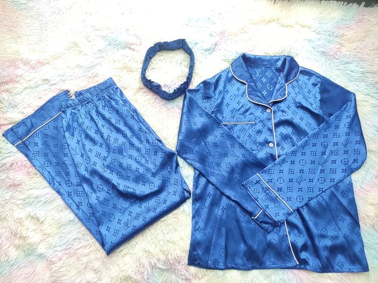 LV PAJAMA SET 