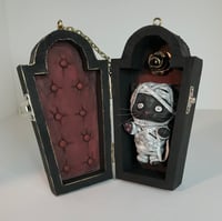 Image 2 of "Mewmmy" Original sculpture