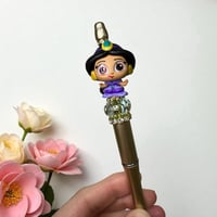 Image 2 of Jasmine Pen