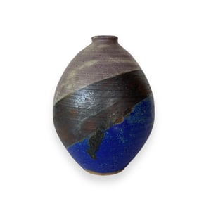 Image of TRI-COLOR LARGE EGG SHAPED VASE