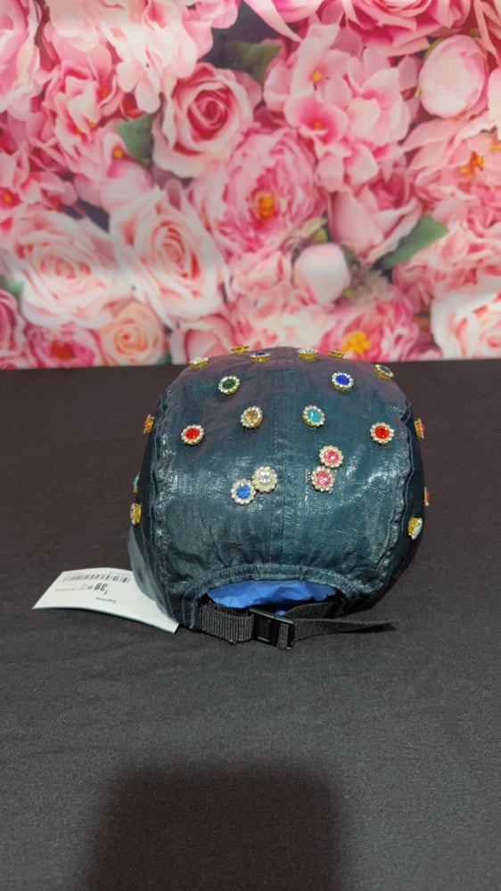 Image of 1 of 1 Unisex Supreme StrapBack stones hat 