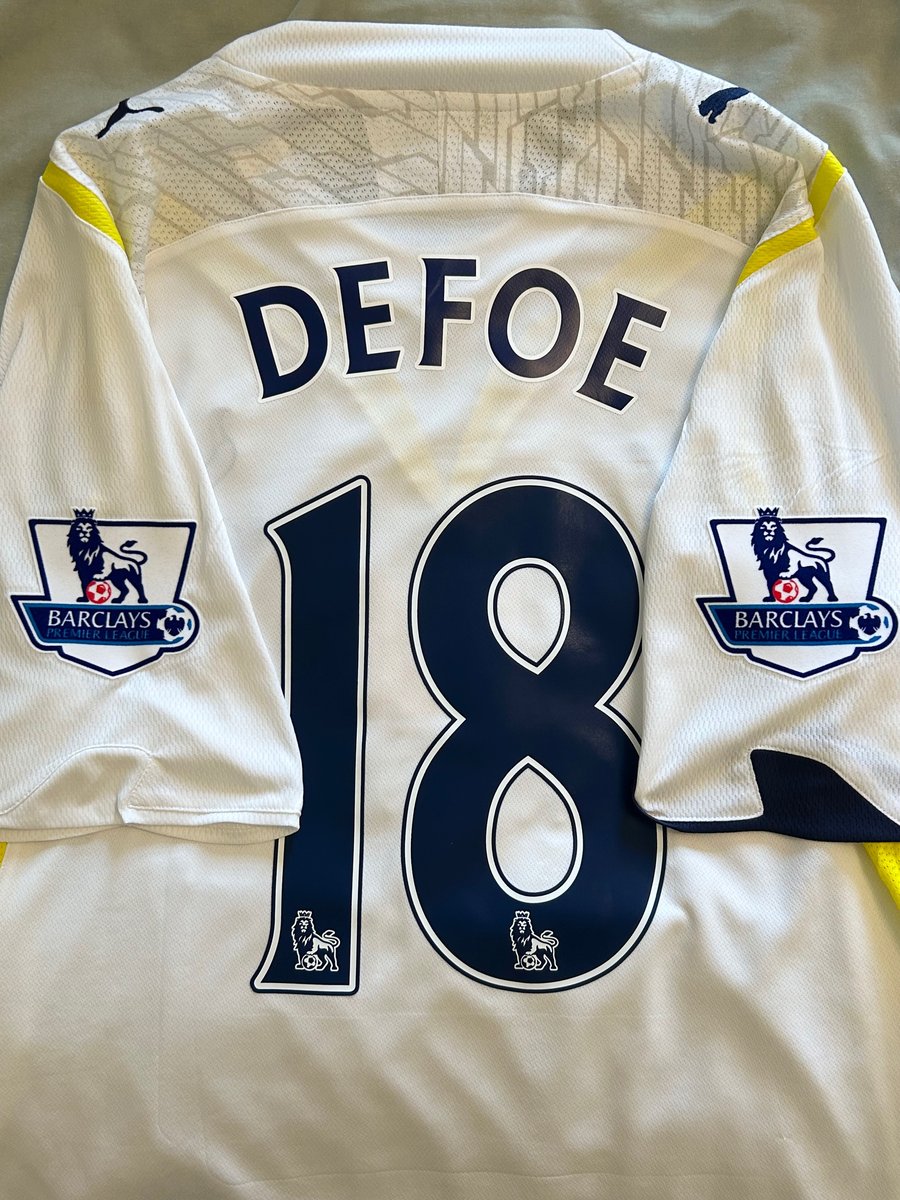 Image of Tottenham Hotspur “DEFOE 18” 2009/10 Home Shirt + PL patches (L)