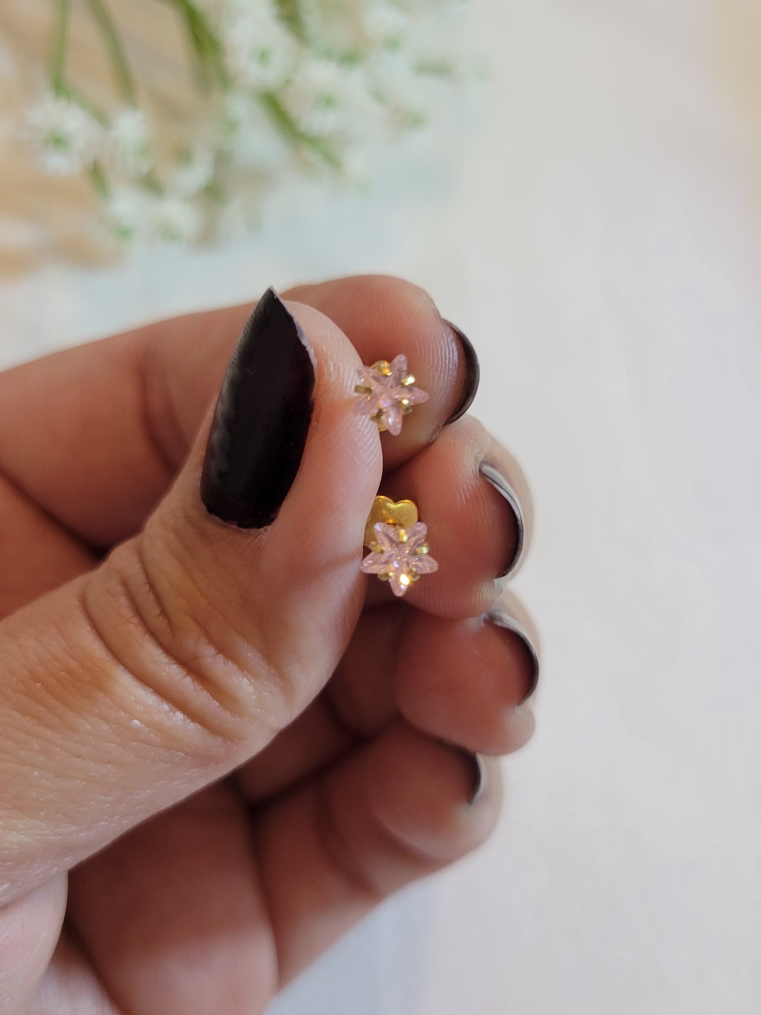 Image of Stud Earrings 