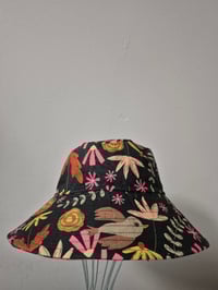 Kylie Jane sunhat -whimsical birds 