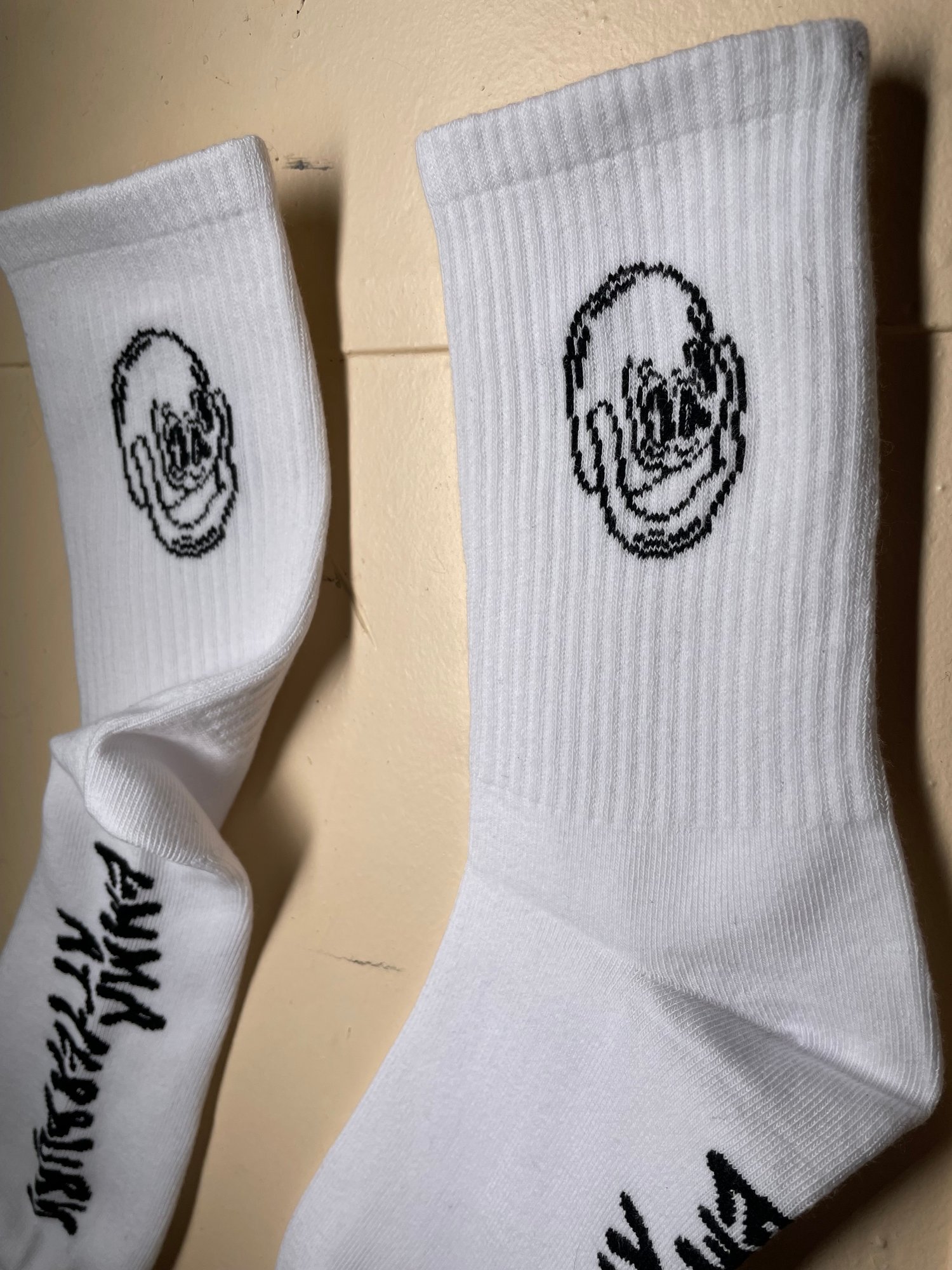 Image of Skull Socks (White)