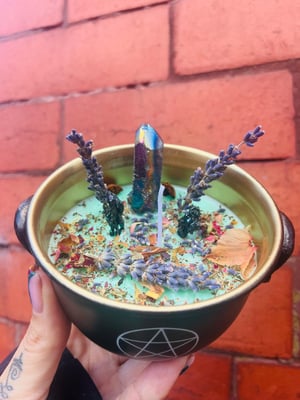 Image of Cauldron Candle 