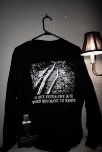 Image 2 of MARY IN LOVE IN PAIN long sleeve