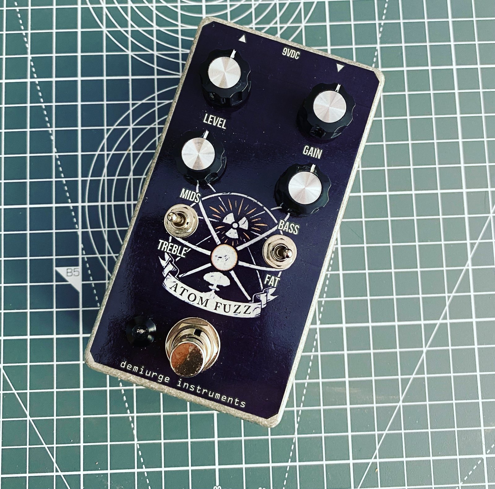 Piggy-O))) Deluxe | Demiurge Instruments Piggy-O))) Deluxe | Demiurge Instruments