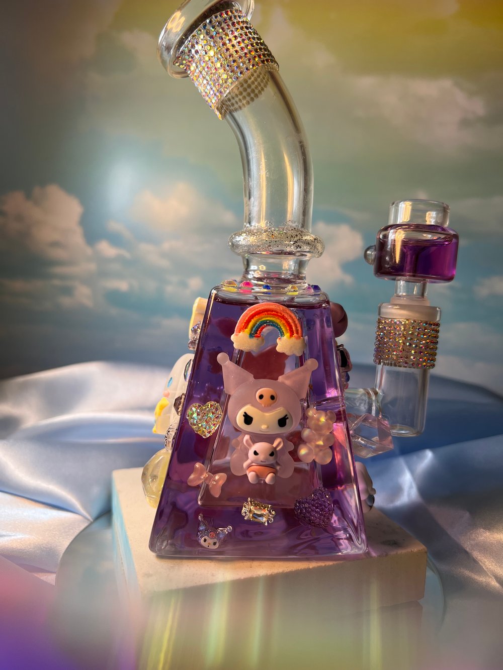 Purple freeze sanrio pyramid bong