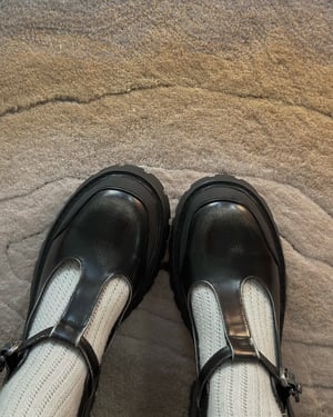 P METAL BEIGE MARY J