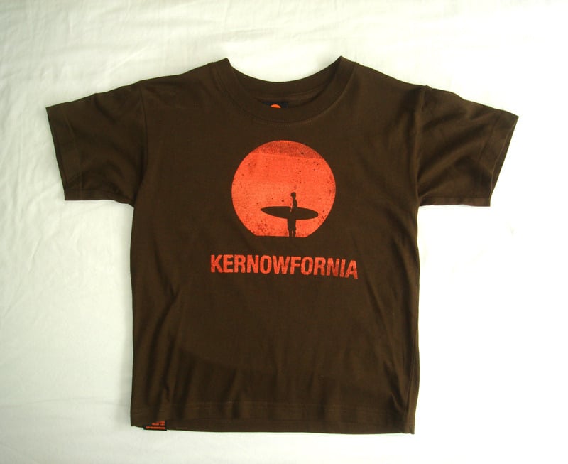 Image of Kids - Sunspot T-shirt (Brown, navy or maroon)